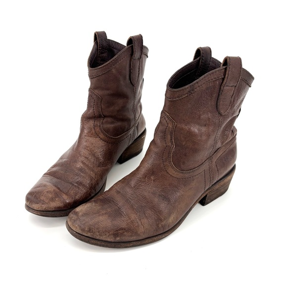 Frye Shoes - Frye Carson Shortie Boots Size 8 Brown